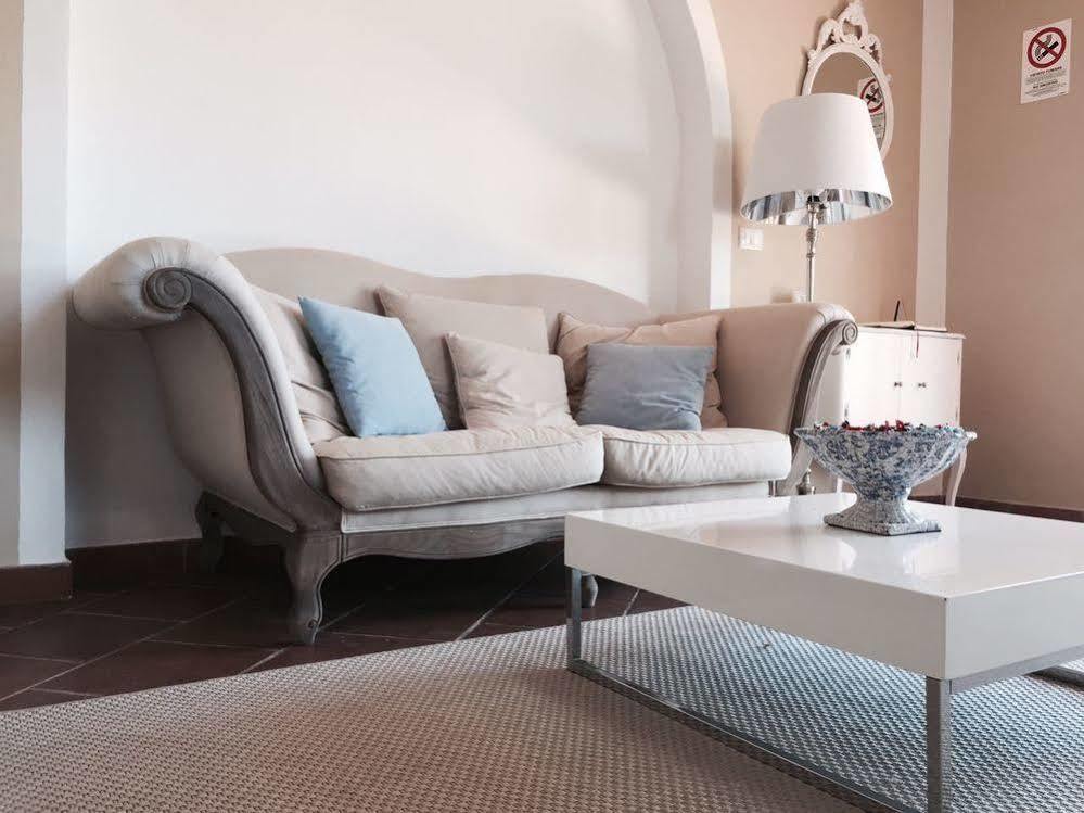 Villa Blanche Dimora Di Charme 마르살라 외부 사진